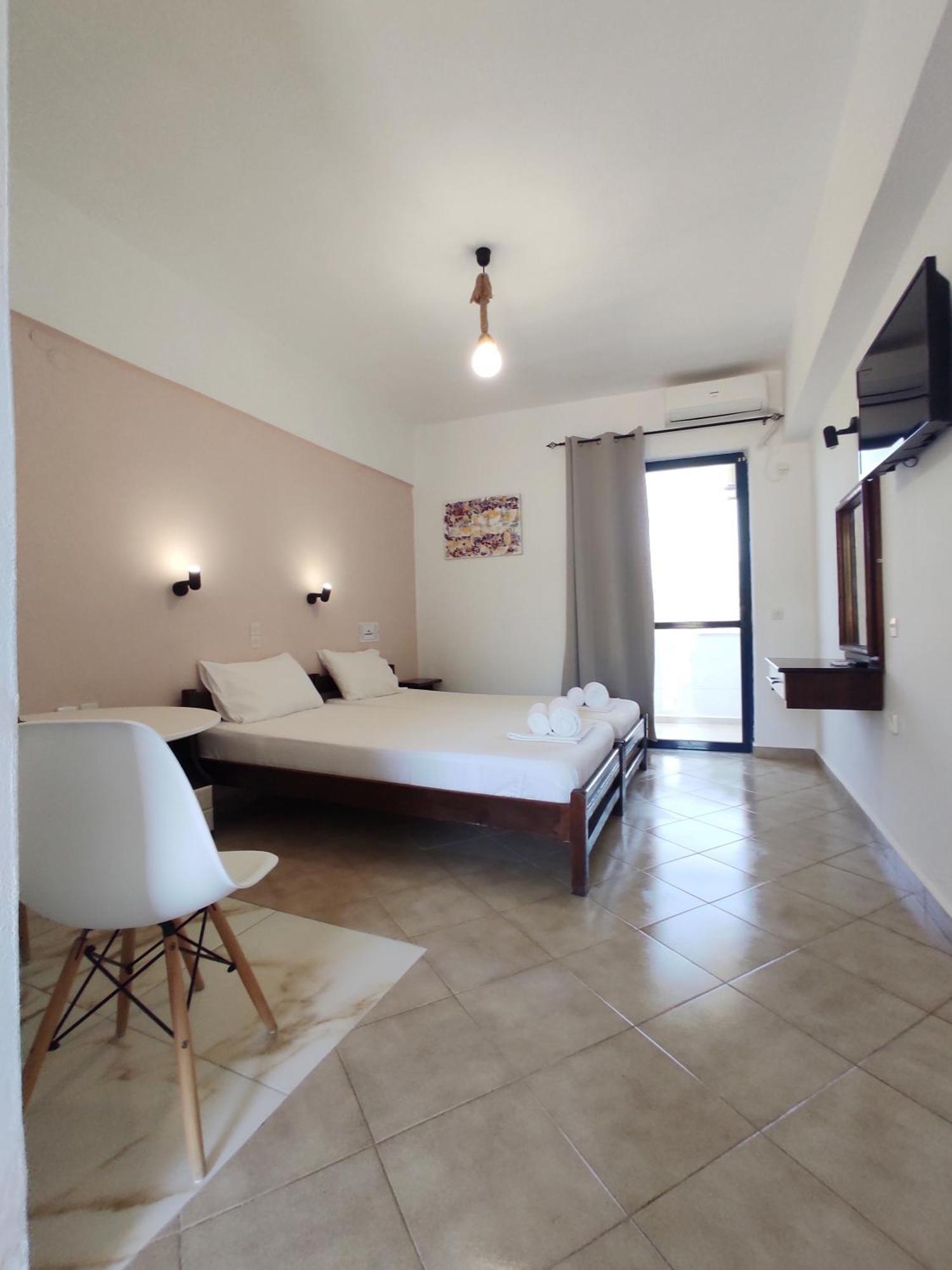 Creta Star Apartments Agia Galini Dış mekan fotoğraf